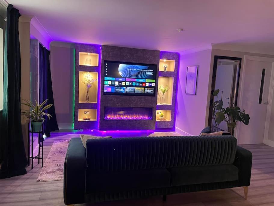 The Exclusive Jacuzzi Apartment バーミンガム エクステリア 写真